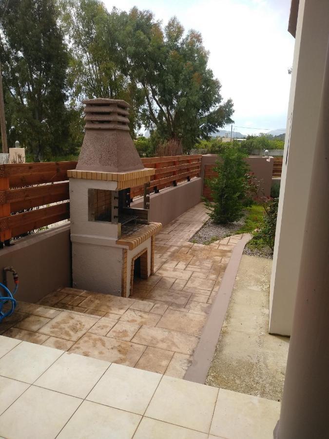 Maia Luxury Pool Villa Afantou Eksteriør bilde